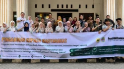 Pelatihan Smart Mom Digital UNJ untuk ibu-ibu PKH di Desa Muktiwari Kabupaten Bekasi