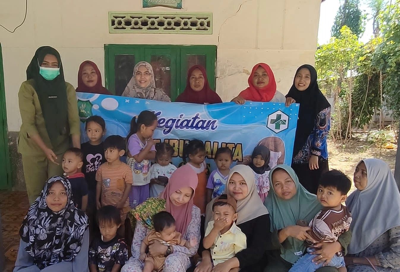 Kegiatan Posyandu anak di Dusun Julung Desa Galis Sumenep