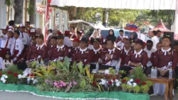 Dandim Pamekasan hadiri lomba gerak jalan SD MI HUT ke-81 RI di Monumen Arek Lancor