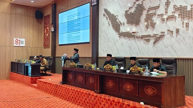 Rapat Paripurna DPRD Sumenep membahas Perubahan APBD 2026