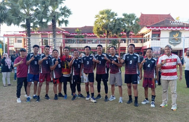 Tim voli Disperkimhub Sumenep juara turnamen HUT ke-81 RI.