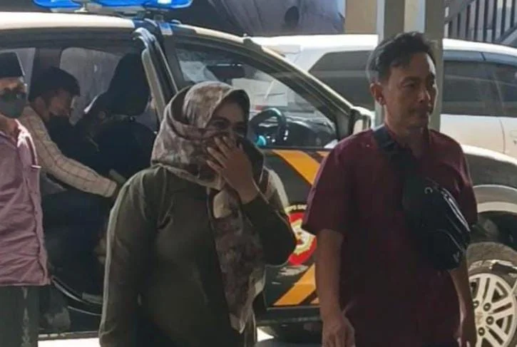 Korban dugaan penganiayaan wanita di Sampang melapor ke Polres Sampang