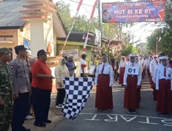 HUT ke-81 RI, Camat Giligenting Lepas Gerak Jalan Pelajar SD hingga SMA