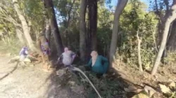 Pemdes Galis dan warga melaksanakan Jumat Bersih serentak di enam dusun Sumenep
