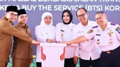 Gubernur Khofifah umumkan promo tarif Trans Jatim Rp81 untuk HUT ke-81 RI