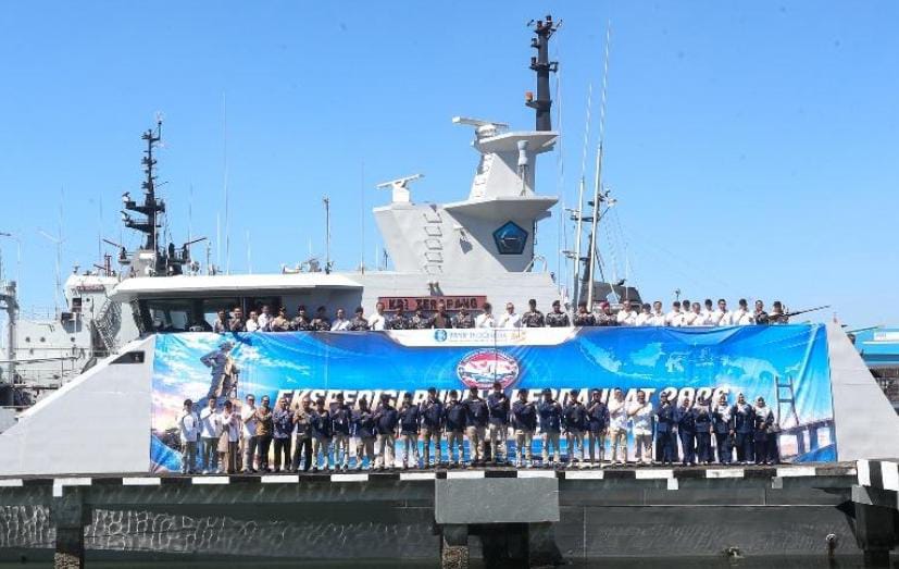 Tim Ekspedisi Rupiah Berdaulat BI Jawa Timur menuju Pulau Sapudi, Raas, dan Tanjung Kiaok Sumenep