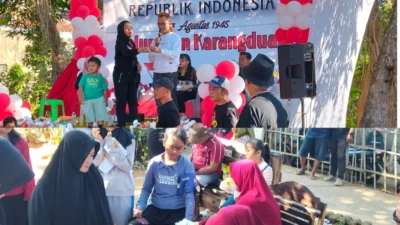 Warga Karangduak Sumenep mengikuti JJS KRD Menyala