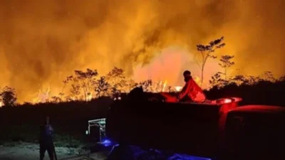 Hetifah Sjaifudian meminta pemerintah mengevaluasi status kedaruratan karhutla Kaltim
