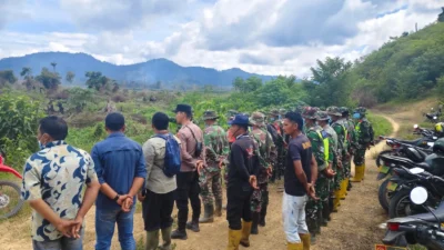 Tim gabungan menangani kebakaran hutan dan lahan di sejumlah daerah Indonesia