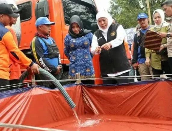 BPBD Jatim menyalurkan bantuan air bersih ke daerah terdampak kekeringan