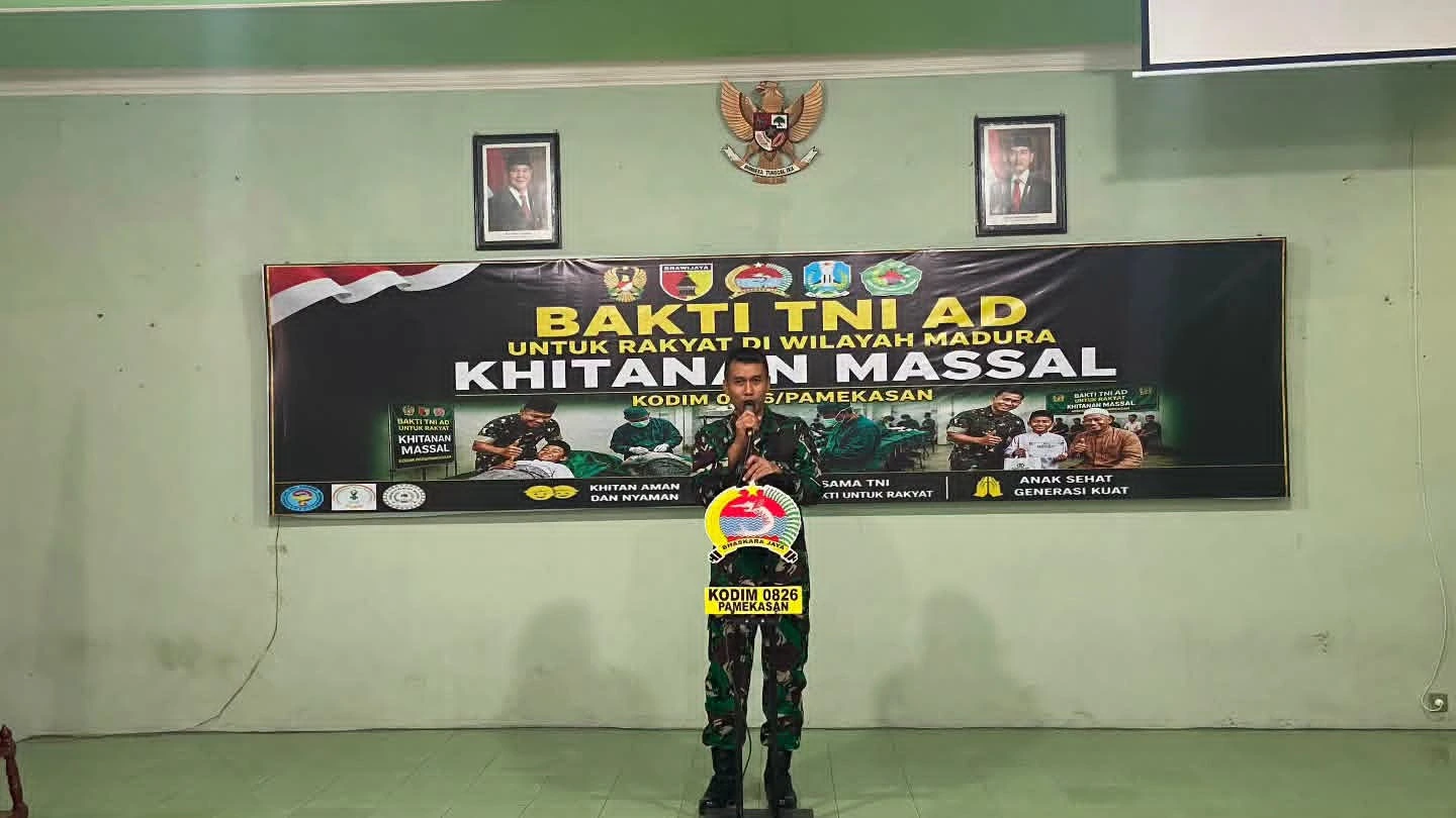 Kodim 0826 Pamekasan gelar khitan massal gratis untuk 124 anak.