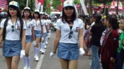 Peserta pelajar mengikuti latihan Lomba Gerak Jalan HUT RI ke-81 Tahun 2026 di Kabupaten Sampang.