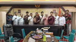 Mahasiswa Uniba Madura menyelesaikan program magang di Bawaslu Sumenep