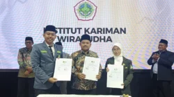 Pelantikan PC IPNU IPPNU Sumenep 2026–2028 dan penandatanganan MoU beasiswa.