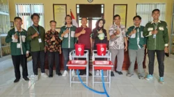 Mahasiswa baru Fakultas Pertanian UNIJA salurkan sabun dari limbah kulit buah