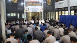 Maulid Nabi Polresta Sumenep di Masjid Walisongo