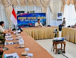 Prabowo Tiba di Kalbar, Langsung Pimpin Rapat Penanganan Karhutla