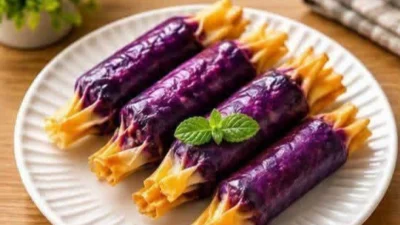 Resep lumpia ubi ungu keju lumer renyah dengan isian mozzarella