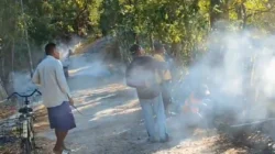 Pemdes Galis menggelar Jumat Bersih bersama warga di enam dusun Kabupaten Sumenep