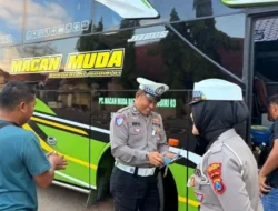 Satlantas Polresta Sumenep Ramp Check Bus Wisata Jelang Musim Kunjungan