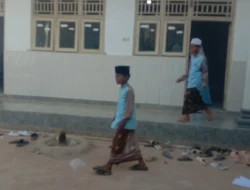 Siswa Madrasah Diniyah Al Azizy Lembung Barat Antusias Belajar Agama di Sore Hari