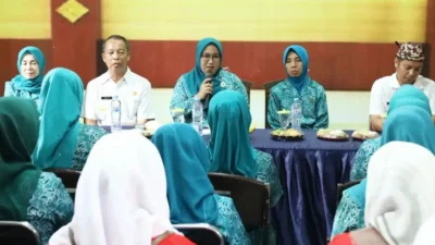 TP PKK Bangkalan menilai Program Aku Hatinya PKK di tiga kecamatan