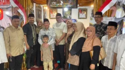 Wabup Sumenep KH Imam Hasyim mencicipi Jubada dan La’ang Pragaan di MCF 2026