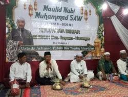 Warga Desa Kacongan Sumenep Gelar Maulid Nabi, Tradisi Tahunan yang Dipadukan dengan Agustusan