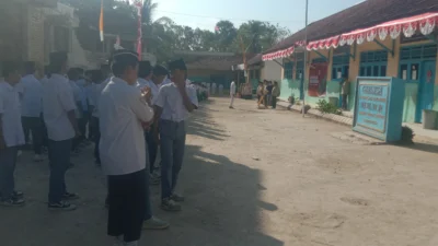 Sumenep, Lenteng, Lembung Barat, Yayasan Nurul Yaqin, HUT ke-81 RI, Kemerdekaan RI, upacara bendera, pendidikan karakter, nasionalisme, pendidikan Sumenep,