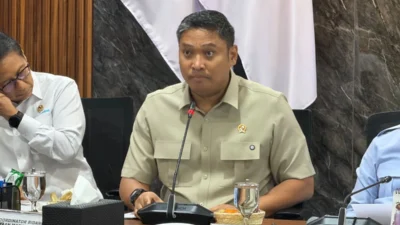 Zulkifli Hasan dan Kepala BGN Sudaryono saat Rakortas Program Makan Bergizi Gratis