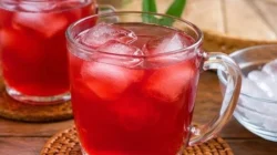 Bir pletok khas Betawi tanpa alkohol dengan rempah