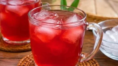 Bir pletok khas Betawi tanpa alkohol dengan rempah