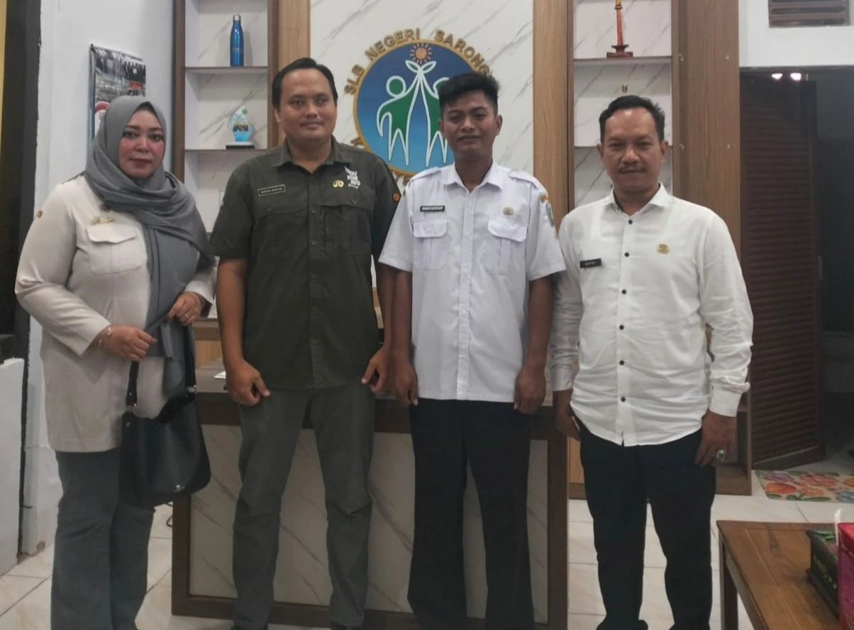 Tim PPID Diskominfo Sumenep kunjungi SLB Negeri Saronggi untuk layanan informasi disabilitas