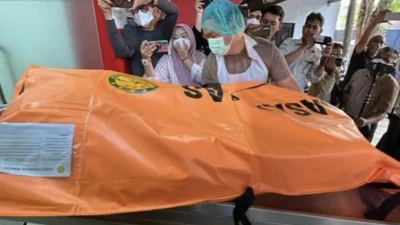 Tim SAR gabungan mencari korban Kapal Virgo Transport 8