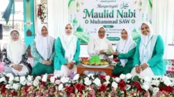 Luthfiana Lukman Hakim menghadiri Maulid Nabi Fatayat NU Bangkalan