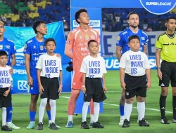 Fitrah Maulana Siap Kawal Gawang Persib Saat Hadapi Persija