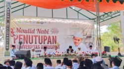Maulid Nabi dan penutupan KKN Universitas Annuqayah di Giligenting