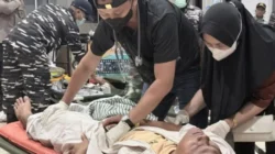 Kapal MV Haida membawa 69 korban selamat Virgo Transport 8 tiba di Pelabuhan Trisakti Banjarmasin