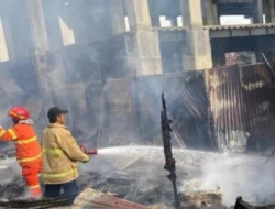 Kebakaran Lahap Tiga Bangunan di Lambaro Aceh Besar, Dua Rusak Berat