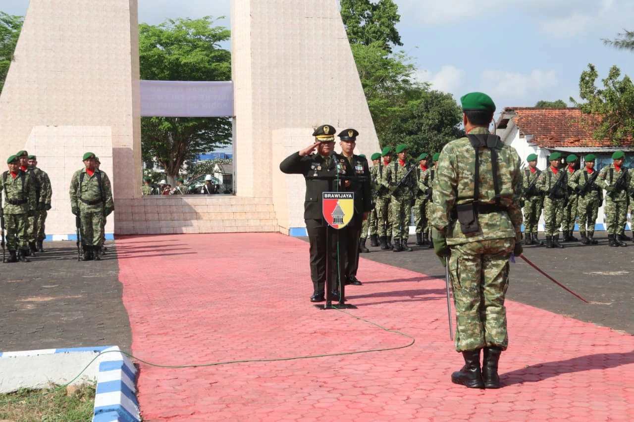 Dandim 0827 Sumenep Citra Persada memimpin ziarah dan tabur bunga di TMP Jokotole jelang HUT ke-81 TNI 2026