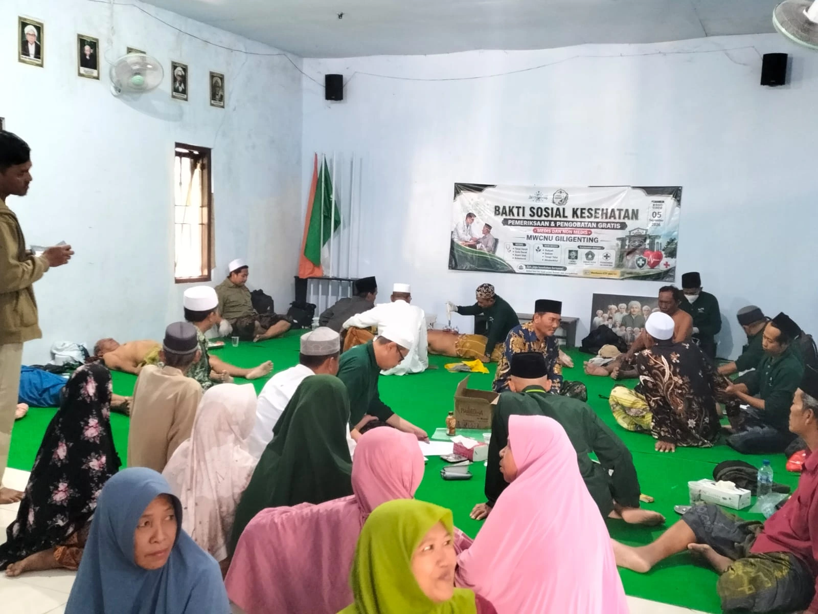 Pengobatan gratis MWCNU Giligenting menjelang pelantikan kepengurusan 2025–2030