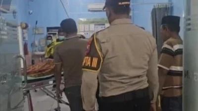 Jasad korban dugaan pembacokan menantu terhadap mertua di Sampang