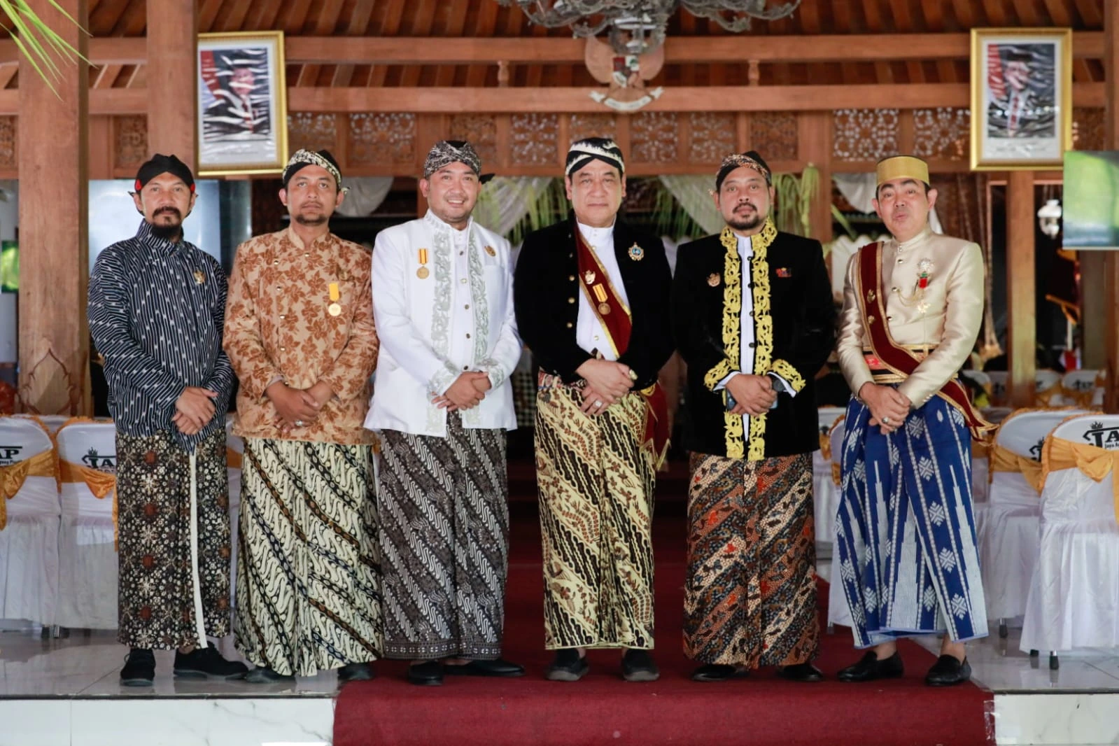 Raja dan sultan Nusantara menghadiri Madura Ethnic Carnival 2026 Sumenep