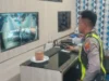 Satlantas Polresta Sumenep Pantau Arus Lalu Lintas Lewat TMC Pos 12.0