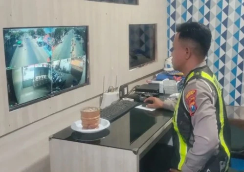 Satlantas Polresta Sumenep pantau arus lalu lintas melalui TMC