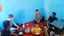 Diskusi jurnalistik Falihmedia.com bersama mahasiswa KKN Universitas Annuqayah