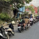 Antrean BBM di Klungkung Mengular hingga 500 Meter, Warga Sudah Mengantre Sejak Pukul 03.00 WITA