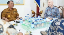 Bupati Bangkalan bertemu Konjen Amerika Serikat Chris Green