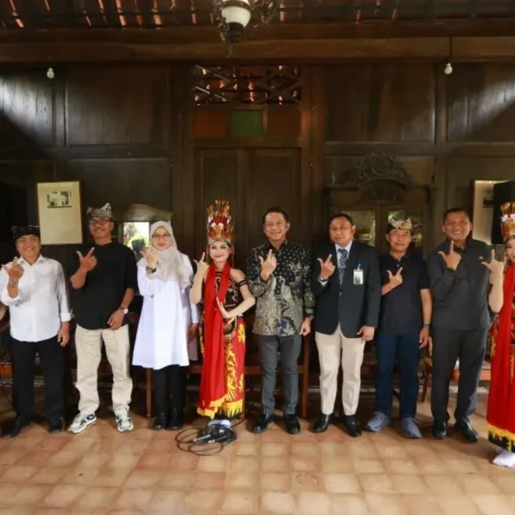 Gandrung Sewu Banyuwangi Pindah ke Malam Hari, Pertunjukan 24 Oktober Hadir dengan Konsep Baru 21 Pertunjukan tari kolosal Gandrung Sewu Banyuwangi yang akan digelar malam hari