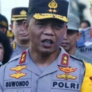 Kapolri Rotasi 19 Kapolda, Suwondo Nainggolan Kini Pimpin Polda Maluku